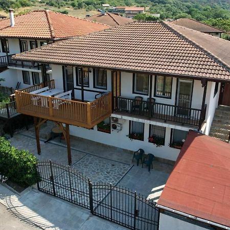 סוזופול Apartment Nikol מראה חיצוני תמונה