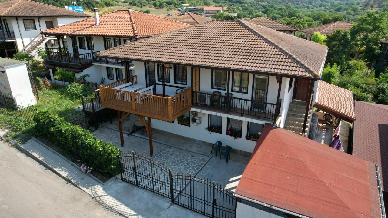 סוזופול Apartment Nikol מראה חיצוני תמונה