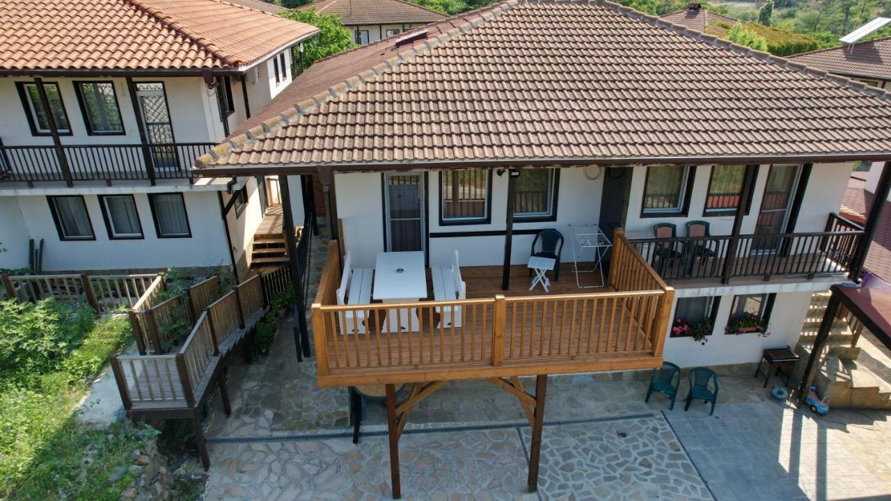 סוזופול Apartment Nikol מראה חיצוני תמונה