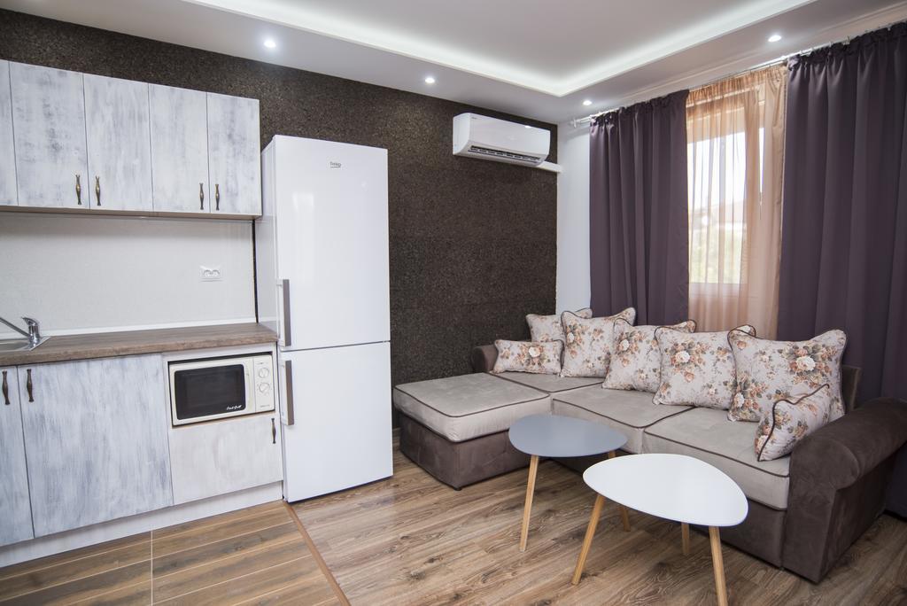 סוזופול Apartment Nikol מראה חיצוני תמונה