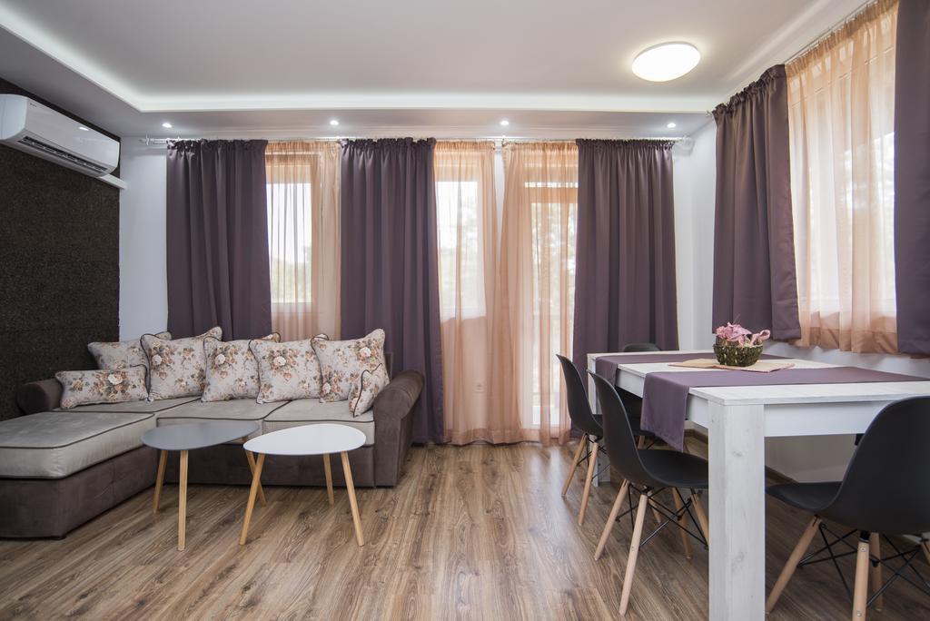 סוזופול Apartment Nikol מראה חיצוני תמונה
